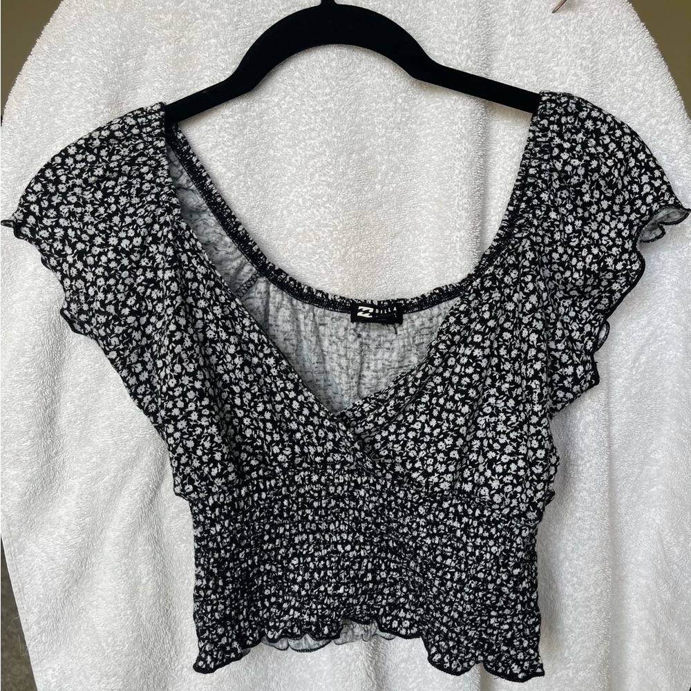 Black and white top